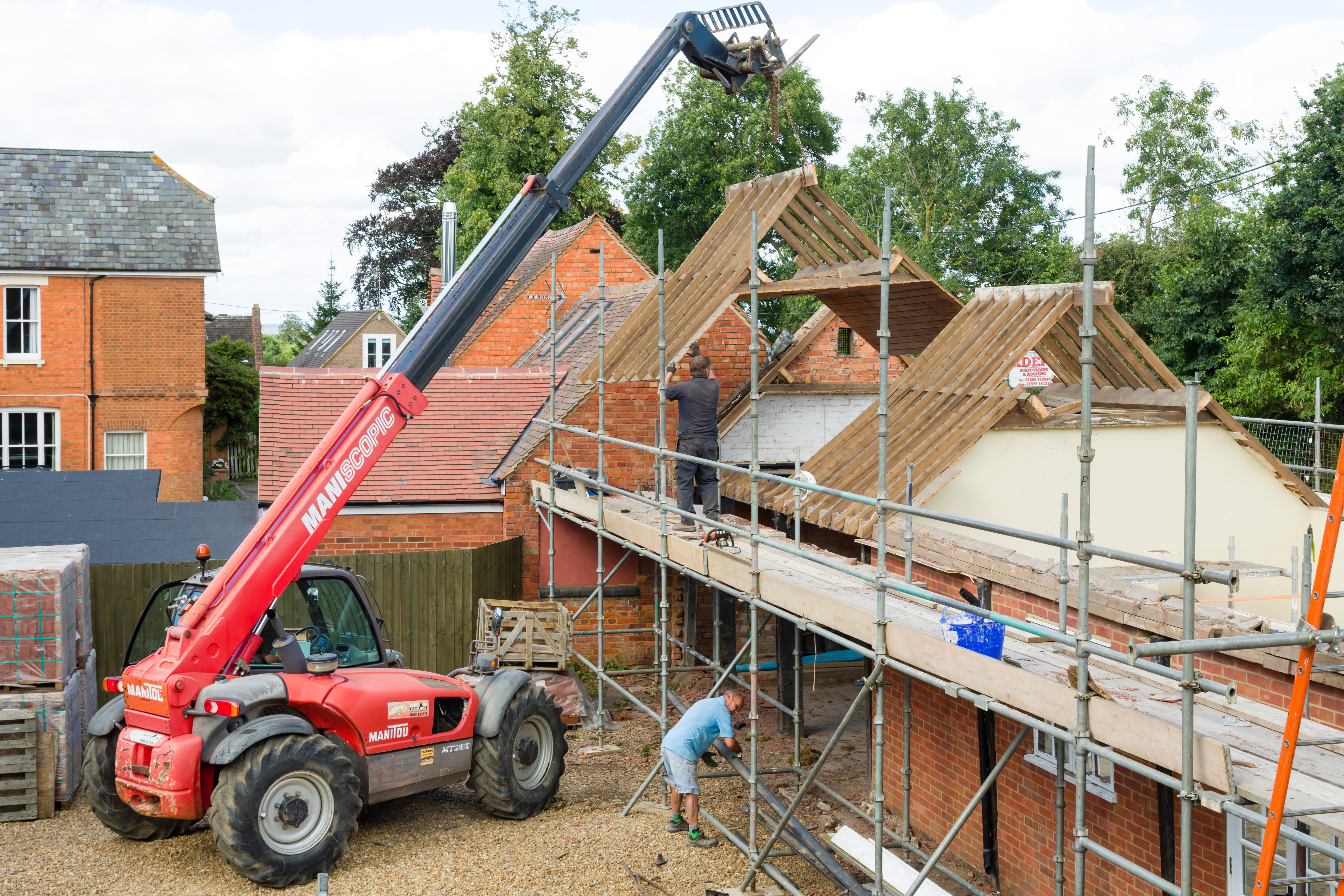 shutterstock_1688032861 TMPS for telehandlers